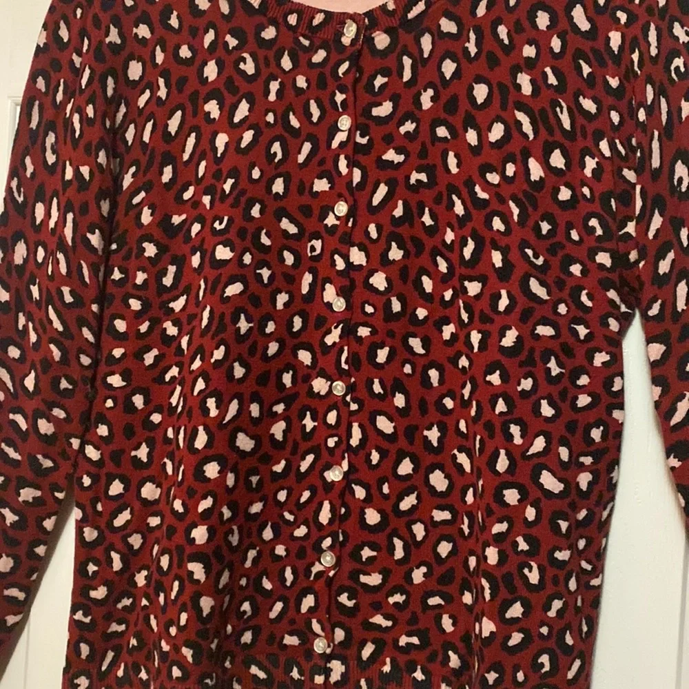 Old Navy ladies button up sweater-size M - Picture 4 of 4